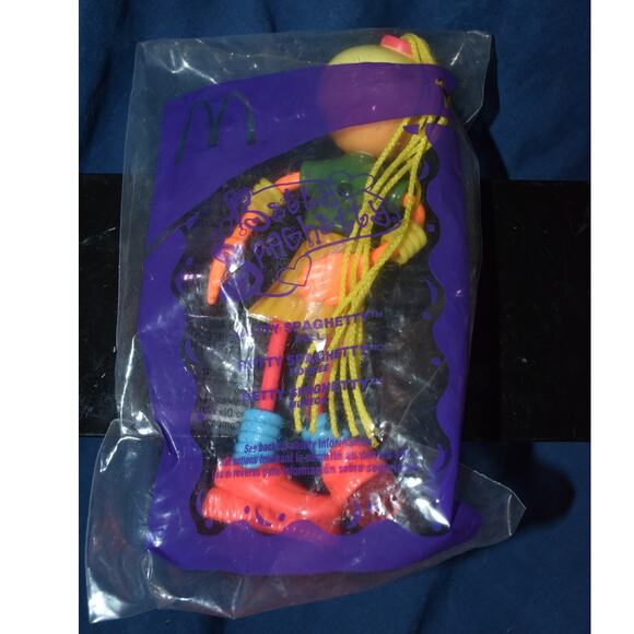 VINTAGE NEW Betty Spaghetti McDonalds Happy Meal Toy 2002-2003 - Picture 2 of 4